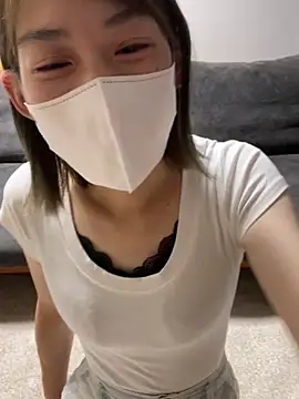 Snapshot of usako_2025 chatting on 07-01-26, 01:00 usako 2025 online show from 07-01-26, 01:00