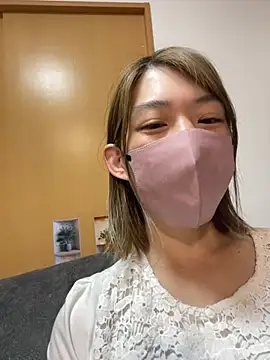 Snapshot of usako_2025 chatting on 07-19-26, 12:35 usako 2025 online show from 07-19-26, 12:35