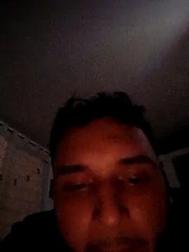 Snapshot of Hotguys111 chatting on 09-14-25, 07:20 Hotguys111 online show from 09-14-25, 07:20