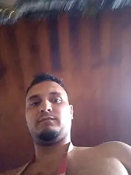 Snapshot of Hotguys111 chatting on 12-18-25, 05:12 Hotguys111 online show from 12-18-25, 05:12