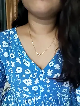 Snapshot of babyangela14 chatting on 10-17-25, 03:43 babyangela14 online show from 10-17-25, 03:43