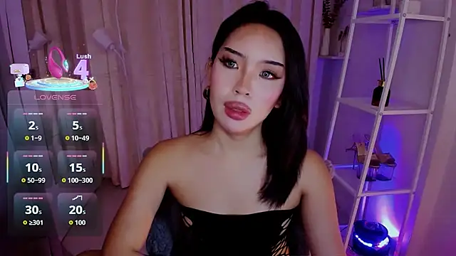 MS LUNA online show from 11-30-25, 12:55