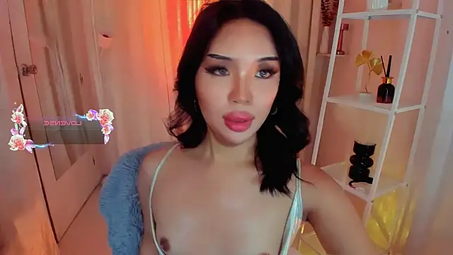 MS LUNA online show from 12-21-25, 12:35