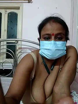 Snapshot of Barna_Love chatting on 09-17-25, 05:48 Barna Love online show from 09-17-25, 05:48
