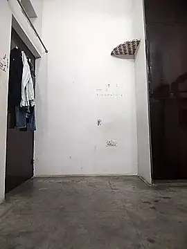 Snapshot of Naina_04 chatting on 10-01-25, 04:33 Naina 04 online show from 10-01-25, 04:33