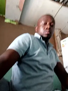 Snapshot of Xyz1232 chatting on 01-13-26, 02:10 Xyz1232 online show from 01-13-26, 02:10