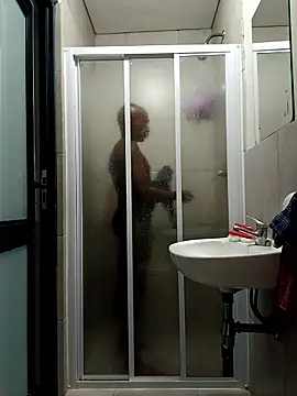 Snapshot of Xyz1232 chatting on 01-07-26, 08:14 Xyz1232 online show from 01-07-26, 08:14