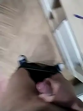 Snapshot of Pio185 chatting on 04-08-26, 07:43 Pio185 online show from 04-08-26, 07:43