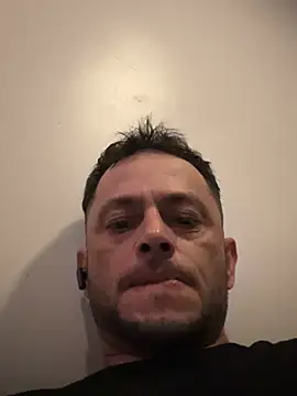 Carlosmauricio123 online show from 03-18-26, 12:58