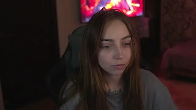 Snapshot of lis_silver chatting on 09-21-25, 05:07 lis silver online show from 09-21-25, 05:07