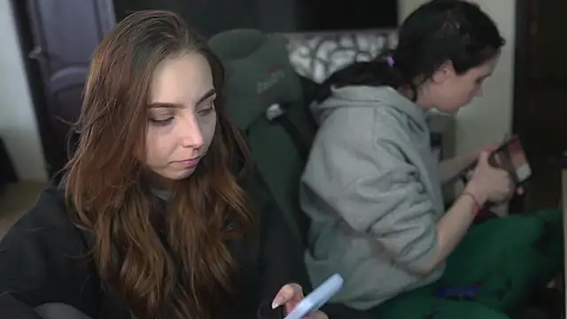 Snapshot of lis_silver chatting on 01-14-26, 09:02 lis silver online show from 01-14-26, 09:02