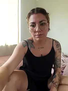 xjuanaxmaldadxxx online show from 11-25-25, 11:10