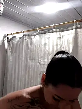 Megara 25 online show from 10-25-25, 01:16