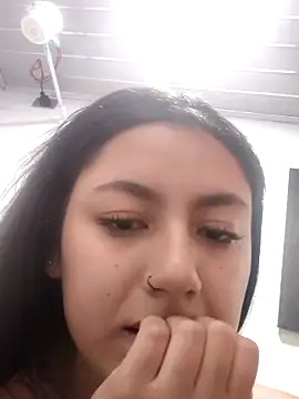 Megara 25 online show from 11-25-25, 03:40