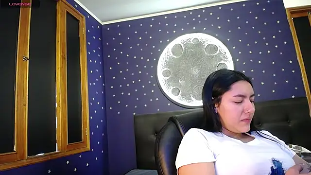 Megara 25 online show from 04-28-26, 05:28