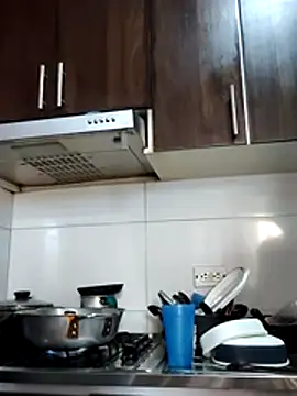 Megara 25 online show from 02-21-26, 04:20