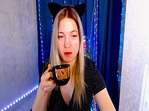 arlana klart online show from 12-22-25, 02:55