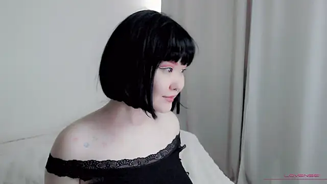 tsunade chan online show from 10-23-25, 05:17