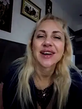 KissMiSveet online show from 11-30-25, 10:27