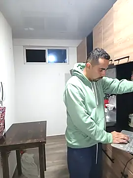 stivenlujan69 online show from 11-07-25, 01:21