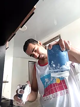 stivenlujan69 online show from 02-24-26, 03:24