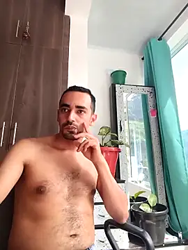 stivenlujan69 online show from 02-07-26, 07:44