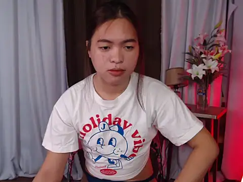 Snapshot of miss_ella28 chatting on 09-14-25, 10:54 miss ella28 online show from 09-14-25, 10:54