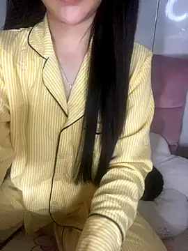 RubyBerry online show from 11-18-25, 04:21