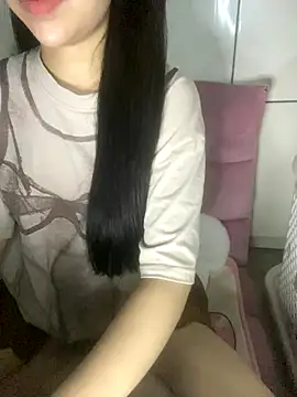Snapshot of RubyBerry chatting on 09-19-25, 07:12 RubyBerry online show from 09-19-25, 07:12