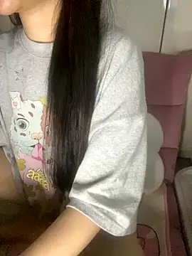 Snapshot of RubyBerry chatting on 09-15-25, 04:18 RubyBerry online show from 09-15-25, 04:18