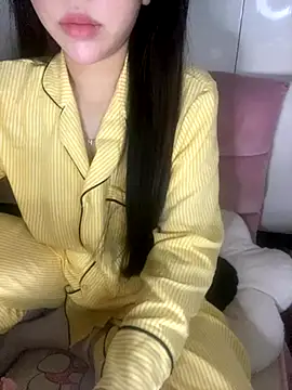 RubyBerry online show from 11-19-25, 06:02