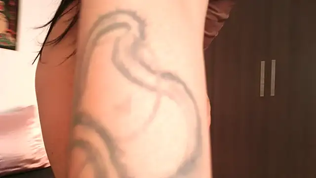 Aurorabeck  online show from 02-02-26, 03:27