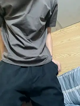 Minh online show from 12-15-25, 03:40