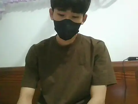 Minh online show from 11-07-25, 01:15