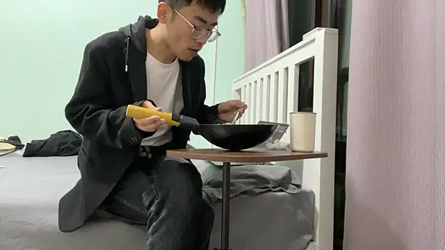 cily online show from 12-22-25, 11:43