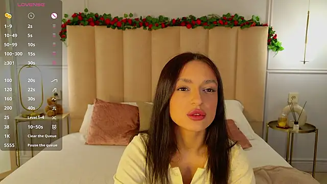 AdoraCortes online show from 02-03-26, 05:16