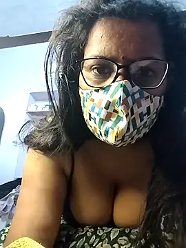 Snapshot of sexy_aaru chatting on 11-29-25, 03:39 sexy aaru online show from 11-29-25, 03:39