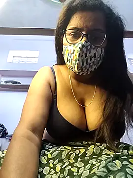 Snapshot of sexy_aaru chatting on 11-22-25, 05:06 sexy aaru online show from 11-22-25, 05:06