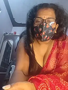Snapshot of sexy_aaru chatting on 06-24-26, 04:49 sexy aaru online show from 06-24-26, 04:49