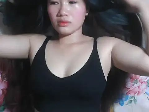 Snapshot of Katie_Winslet chatting on 09-28-25, 11:23 Katie Winslet online show from 09-28-25, 11:23