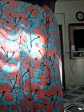 SIMIHOT online show from 04-05-26, 09:49