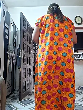 SIMIHOT online show from 02-25-26, 09:20