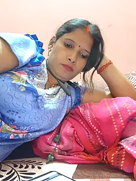 Snapshot of Sonalihot_ chatting on 02-28-26, 06:35 Sonalihot online show from 02-28-26, 06:35