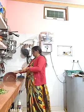 Snapshot of Sonalihot_ chatting on 01-18-26, 07:45 Sonalihot online show from 01-18-26, 07:45