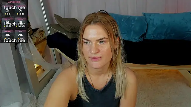 Marie Ellie online show from 11-11-25, 01:33