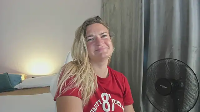 Marie Ellie online show from 06-17-26, 02:00