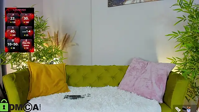 Marie Ellie online show from 10-25-25, 01:27