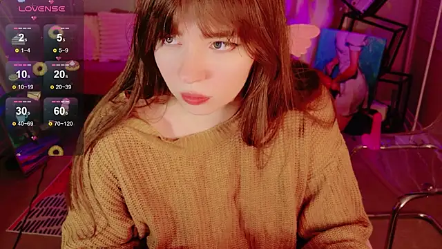 Snapshot of Moon__Bunny chatting on 05-11-26, 04:04 Moon Bunny online show from 05-11-26, 04:04