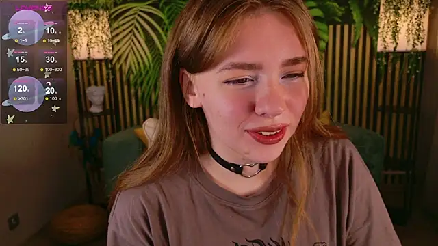 Moon  Bunny online show from 09-18-25, 03:26