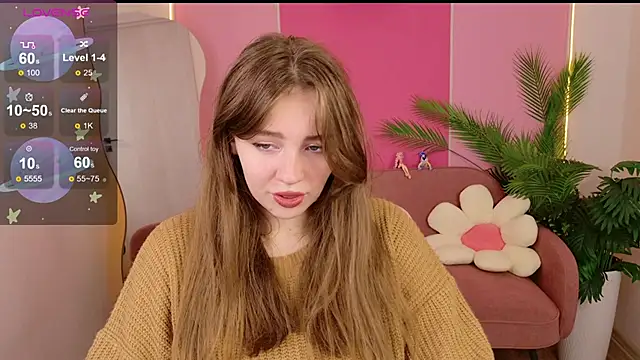 Moon  Bunny online show from 10-11-25, 03:24